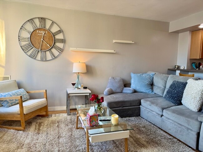 Photo - 655 W Irving Park Rd Unit 707