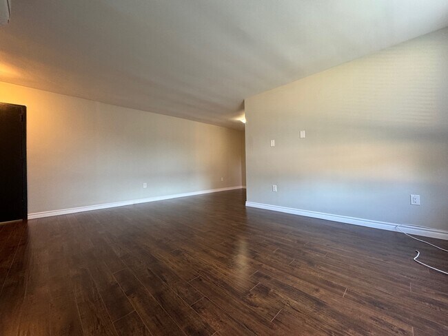 Photo - Recently Renovated 2 Bed 1 Bath Apartment! Unit 304