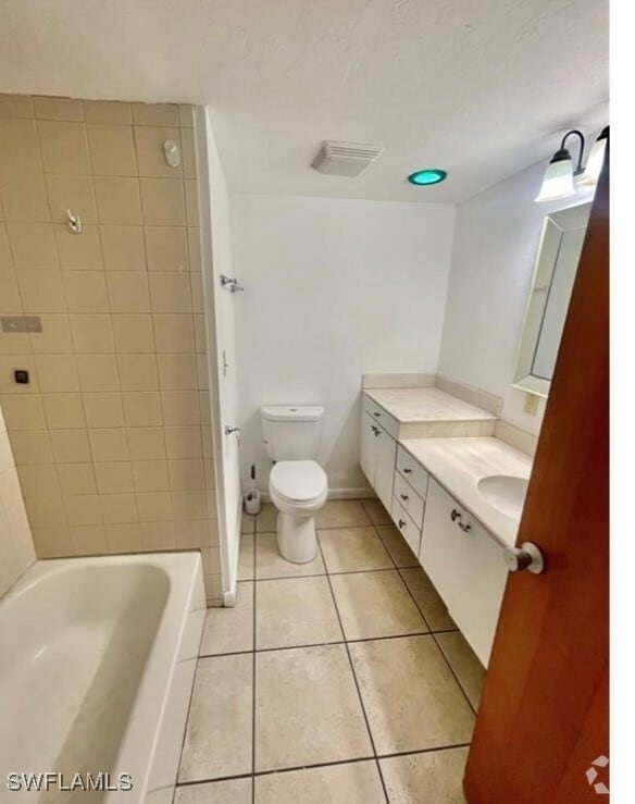 Building Photo - 1849 Maravilla Ave Unit C2 Rental