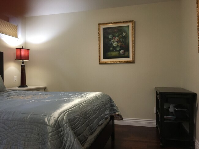 Photo - 4529 Langara Av