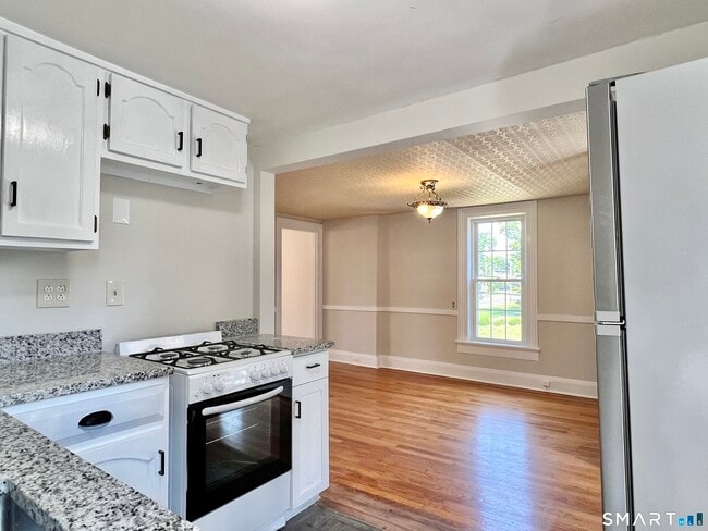 Photo - 1596 Main St Unit 2nd floor