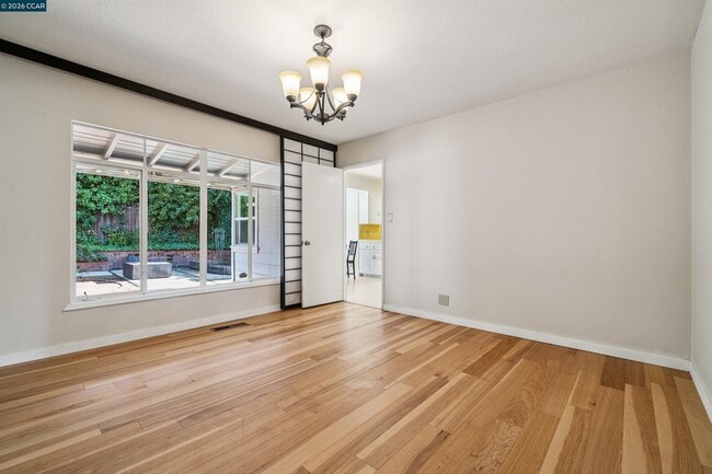 Photo - 818 Solana Dr