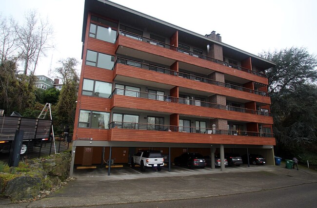 SEATTLE 2 BED, 1 BATH CONDO FOR RENT AVAIL... - SEATTLE 2 BED, 1 BATH CONDO FOR RENT AVAIL...