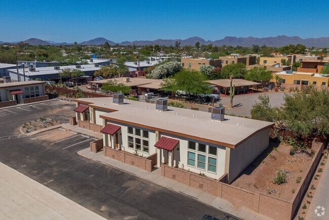 Building Photo - Brand New Spacious Towhouse Style 2 Bedroo...