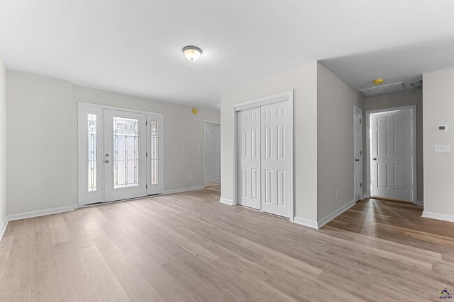 Photo - 201 Sunnydale Dr