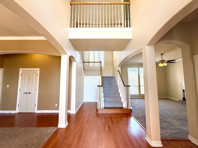 Photo - *COMING SOON* Luxurious 2-Story Home in Gated Stone Oak Community – Pool & Lawn Care Included