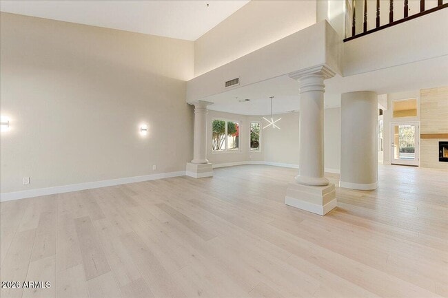 Photo - 13045 E Shangri La Rd