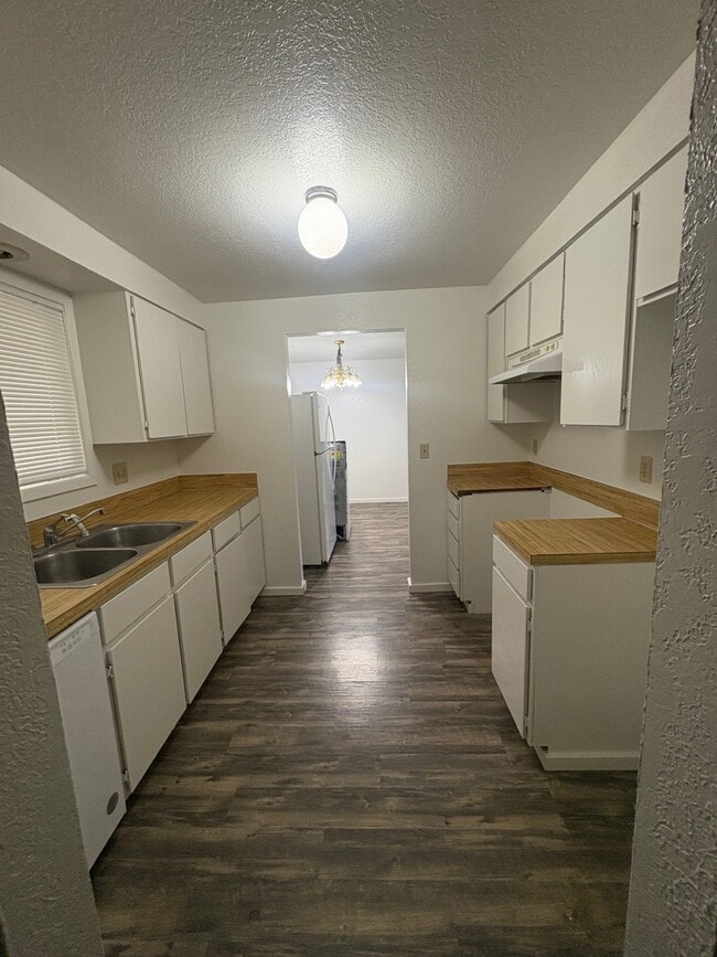 Photo - 3047 N Linda Vista Ln