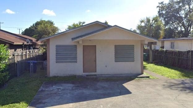 Building Photo - 2904 NW 94th St Unit 1 Rental