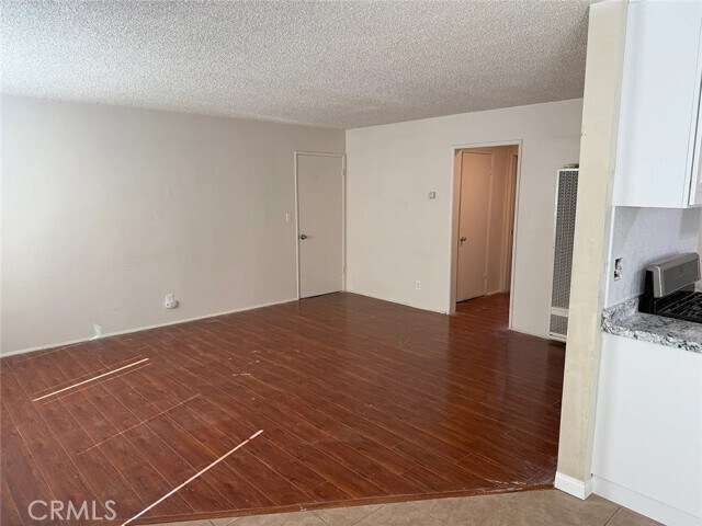 Photo - 1328 Randy St