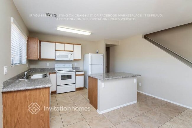 Photo - 2066 E Spruce Dr
