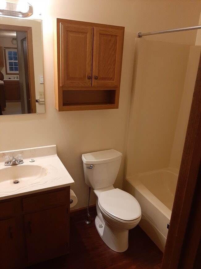 Photo - 1164 S Lincoln Ave Unidad B