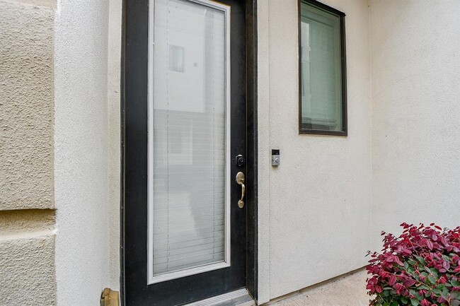 Photo - 70 N Hutcheson St Condo