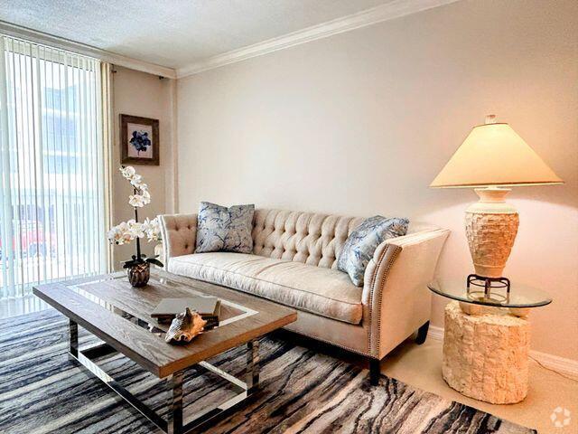 Building Photo - 125 S Ocean Ave Unit 207 Rental