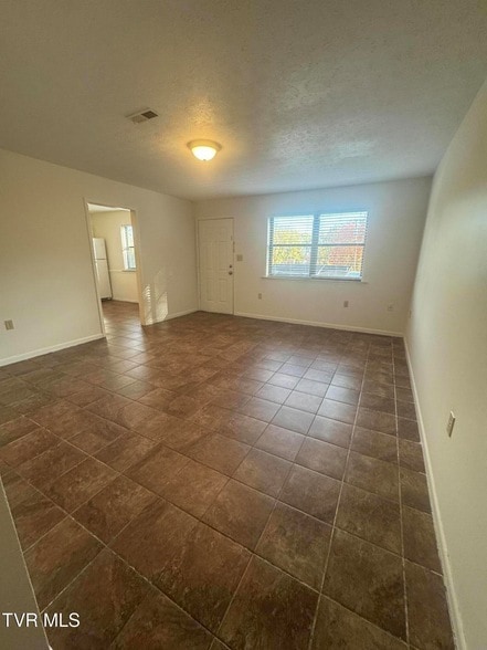 Photo - 1001 Kiser Blvd