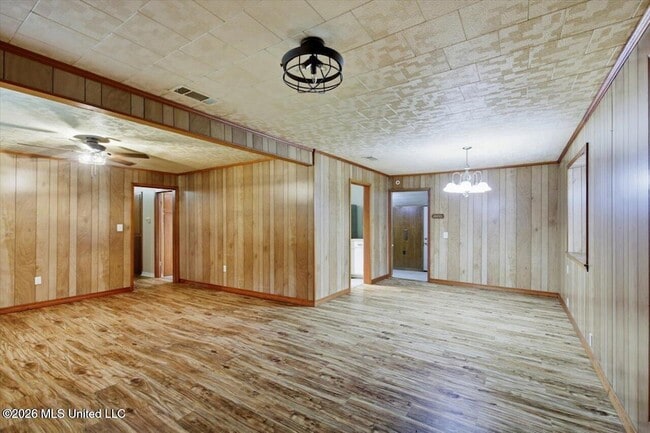 1141 Gunter Rd