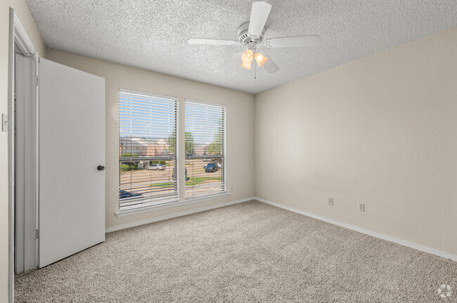 Preston Place North & South Apartments - Bossier City, LA | ForRent.com