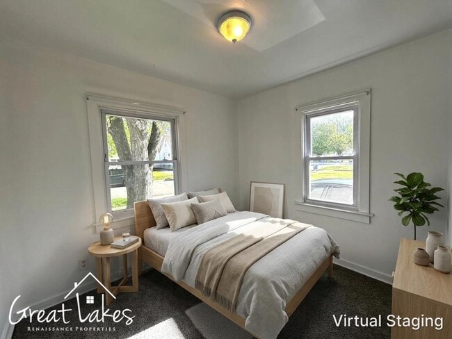 Photo - Charming 3 Bedroom 1 Bathroom now available for rent