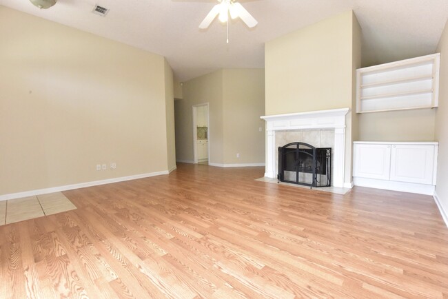 Photo - 1754 Post Oak Ct