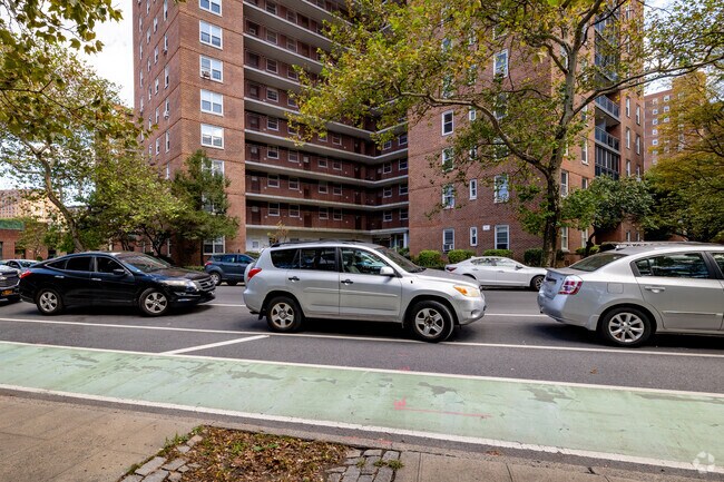 Photo - Park City 3&4 Apartments