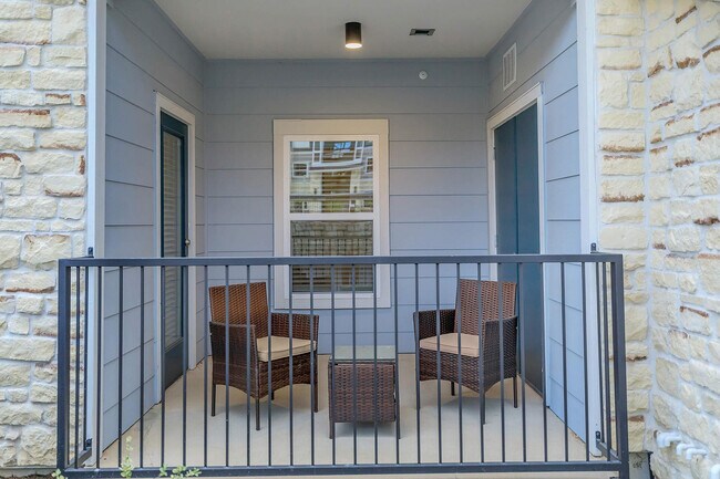 Vantage at McKinney Falls A1 Balcony or Patio
