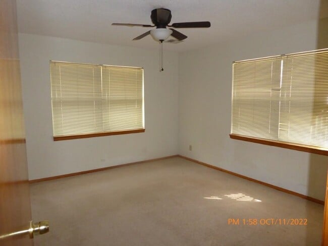 Photo - 2709 NW Marion Ave