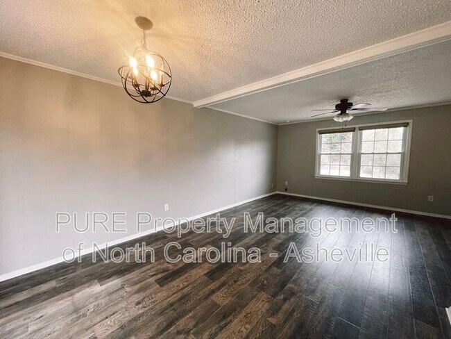 Photo - 68 Wake Robin Wy