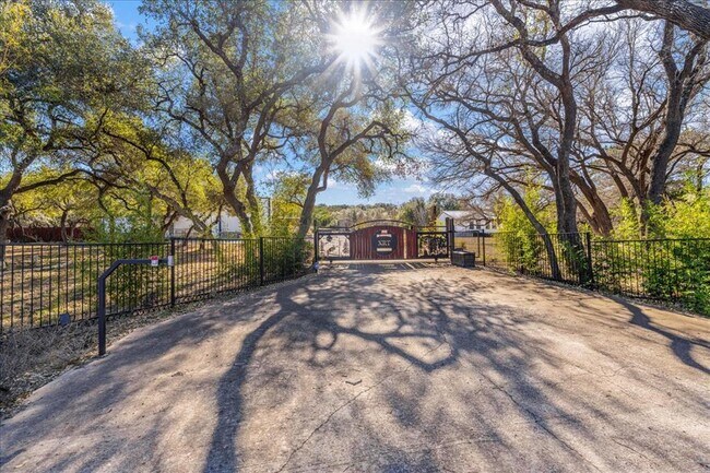 Photo - 2505 Pace Bend Rd S