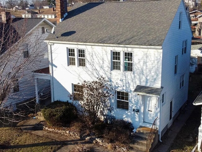 Photo - 302 Everett Ave Unit 302 Everett Avenue