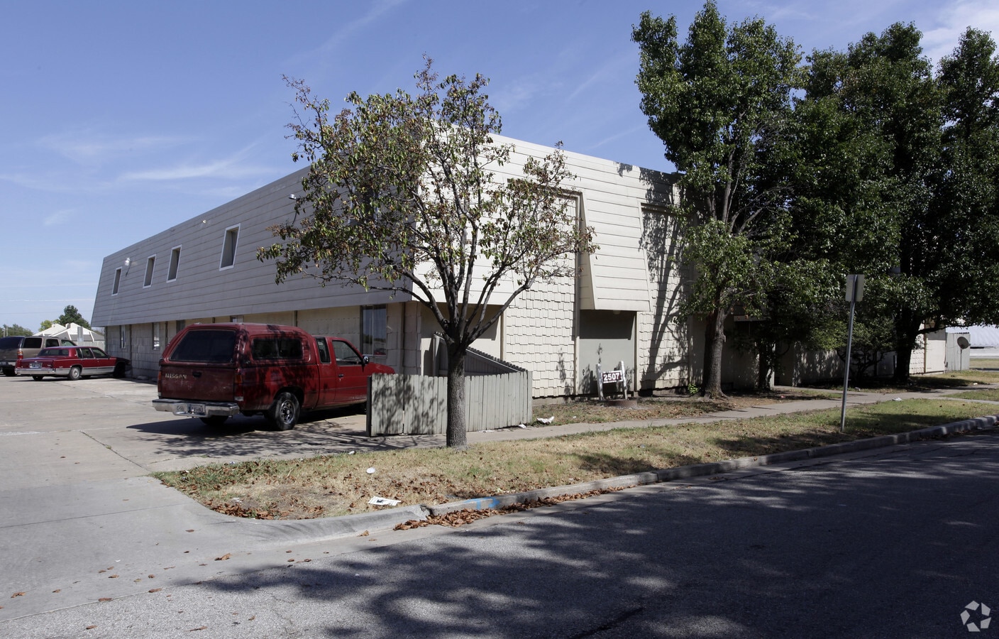 Silverwood Apartments - Silverwood Apartments