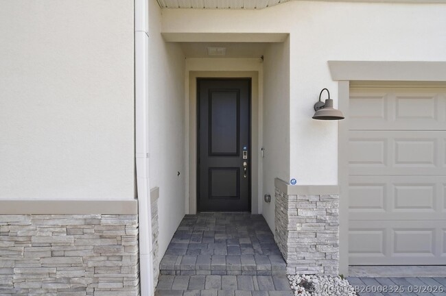 8558 Dahlia Cir
