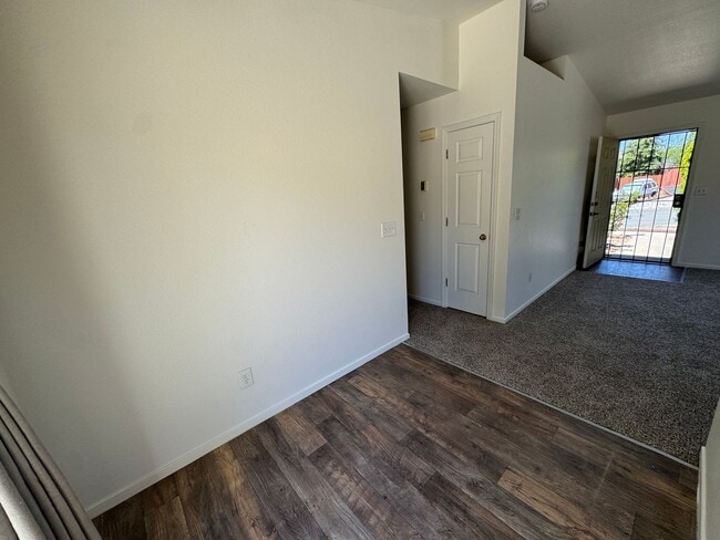 Photo - 5726 Dewberry Ct
