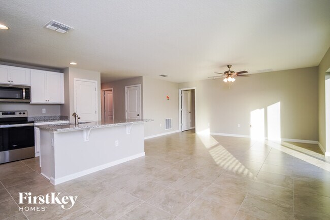 Photo - 341 S Haven Ct