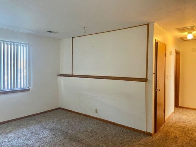 Photo - Upper Level 2 Bedroom 1 Bath Duplex Unit in Central Loveland, CO