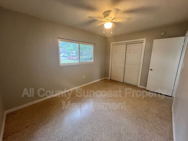 Photo - 15001 Avalon Ave