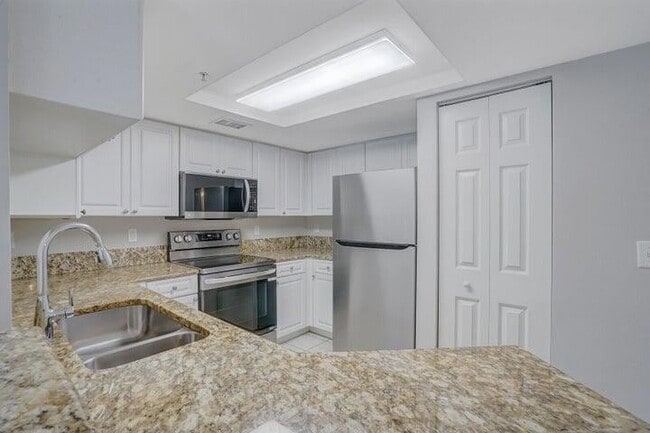 Photo - 1700 Crestwood Ct S Unidad 1702