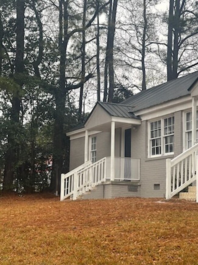 Photo - 706 N Horner Blvd