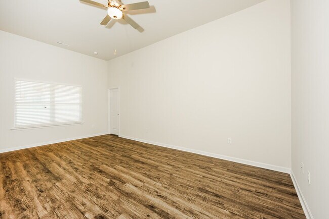 Photo - 4552 Morgan Dr