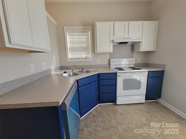 Photo - 7844 Paper Birch Dr