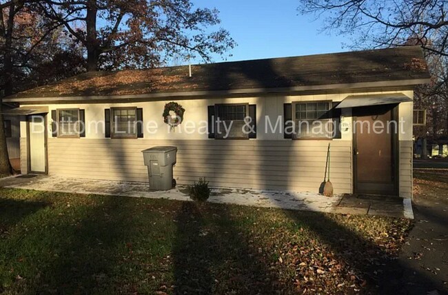 Photo - 7120 Mack St