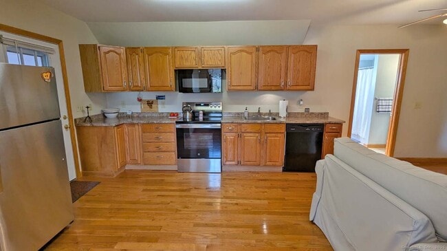 Photo - 34 Hog Hill Rd