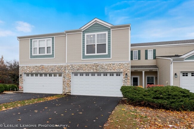 Photo - 4051 Blackstone Dr Townhome