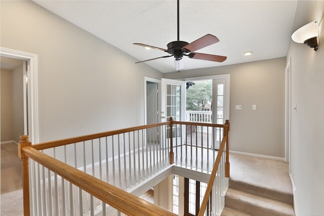 Photo - 423 W 32nd St
