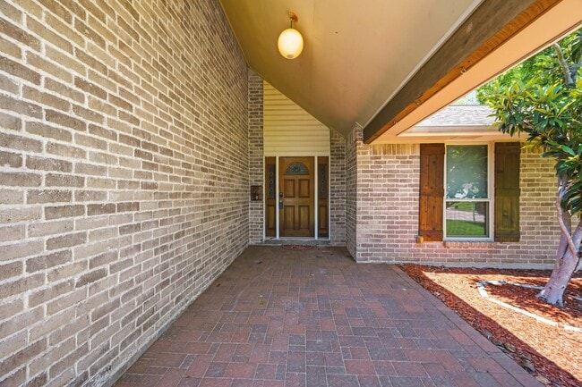 Building Photo - 17511 Favor Bend Ct
