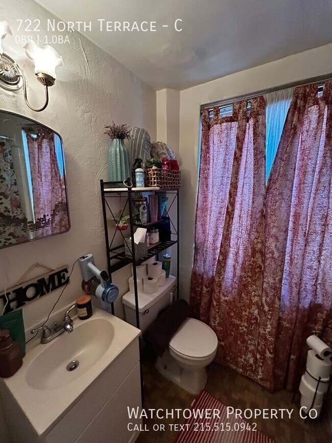 Photo - 722 North Terrace Unidad C