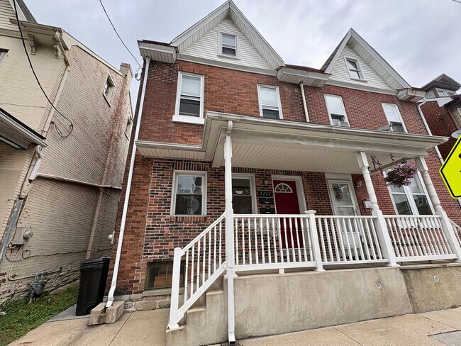 NWA - 1111 Walnut Street