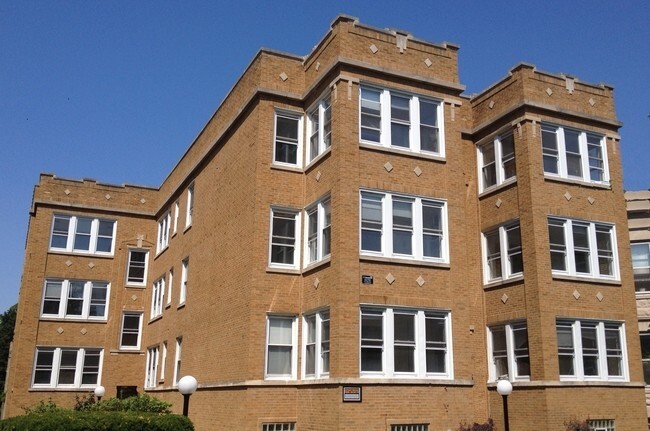 Photo - 4816 N Wolcott Ave Apartment Unit 4818-3