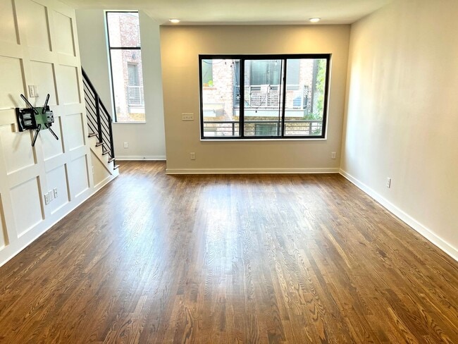 Photo - 3 bed/3 bath with Attached 2 Car Garage in East Nashville