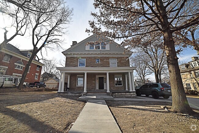 Building Photo - 3726 Washington Street Rental