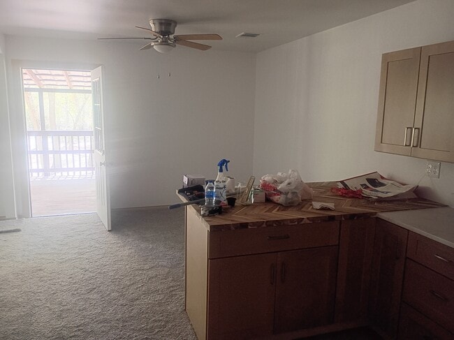 Photo - 738 Old Pin Oak Rd Unidad 738 old pin oak road Paige TX